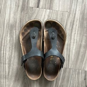Size 39 Birkenstocks Gizeh